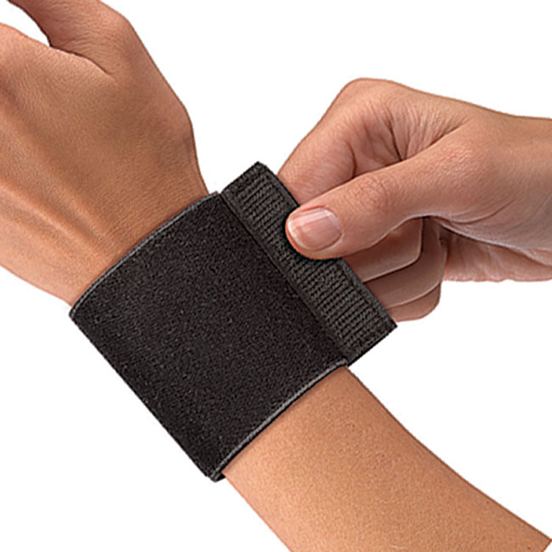 Mueller - Mueller Elastic wrist support w--loop - one size